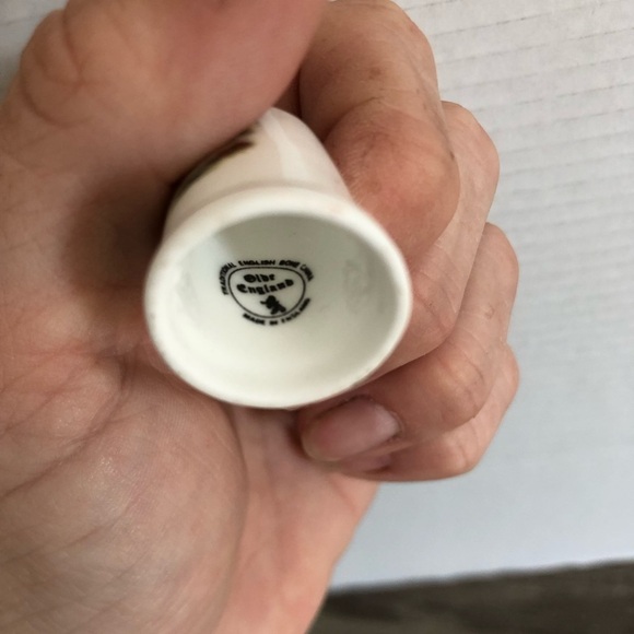 Vtg Decorative Ceramic Thimbles - Picture 6 of 10